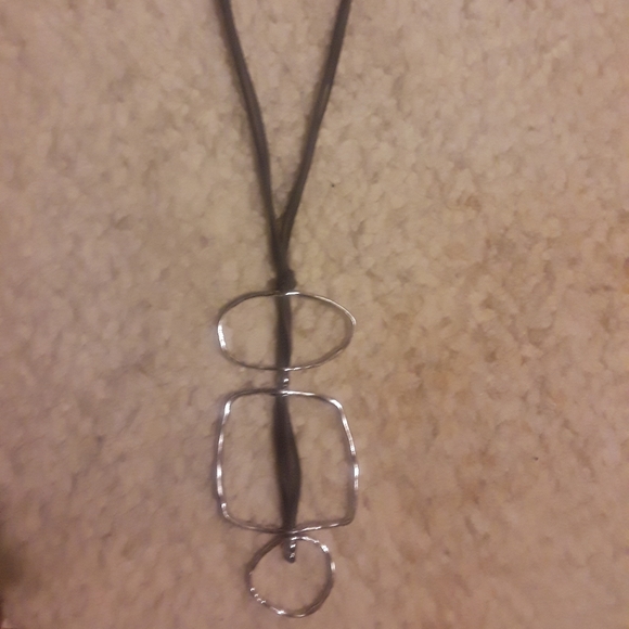 Necklace - Picture 2 of 2
